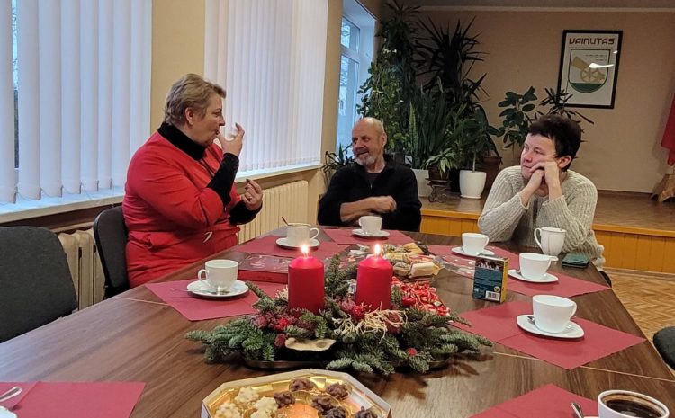 Susitikimas su Klaipėdos kurčiųjų centro Šilutės padalinio gestų kalbos vertėja 